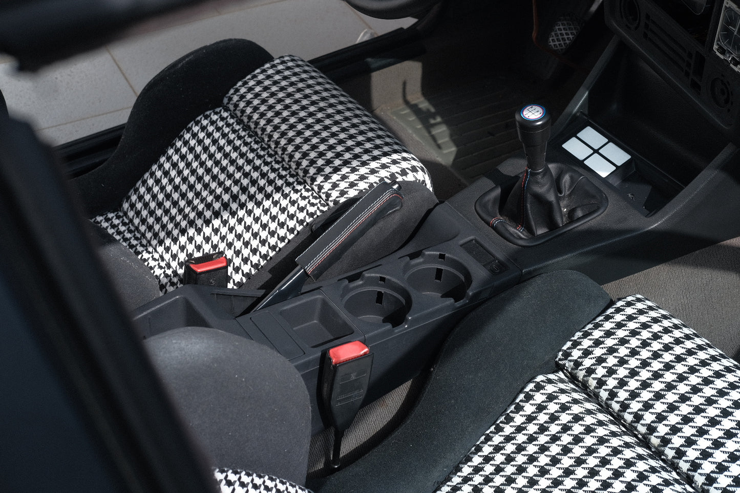 E30 x E46 centre console KIT