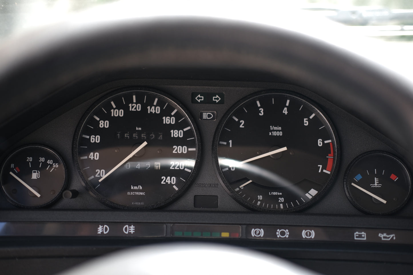 E30 individual gauge cluster