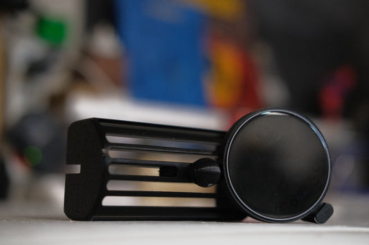 Air vent wireless charger *Passenger side