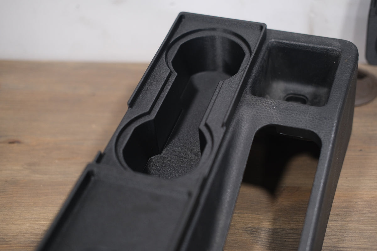 E36 compact centre console wireless charger