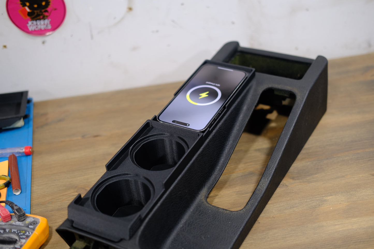E36 centre console wireless charger
