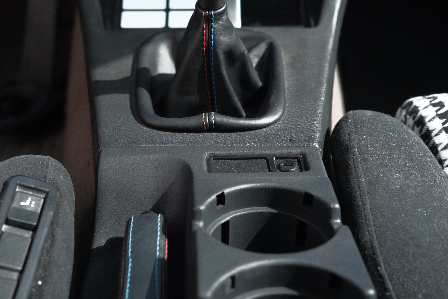 E30 x E46 centre console KIT