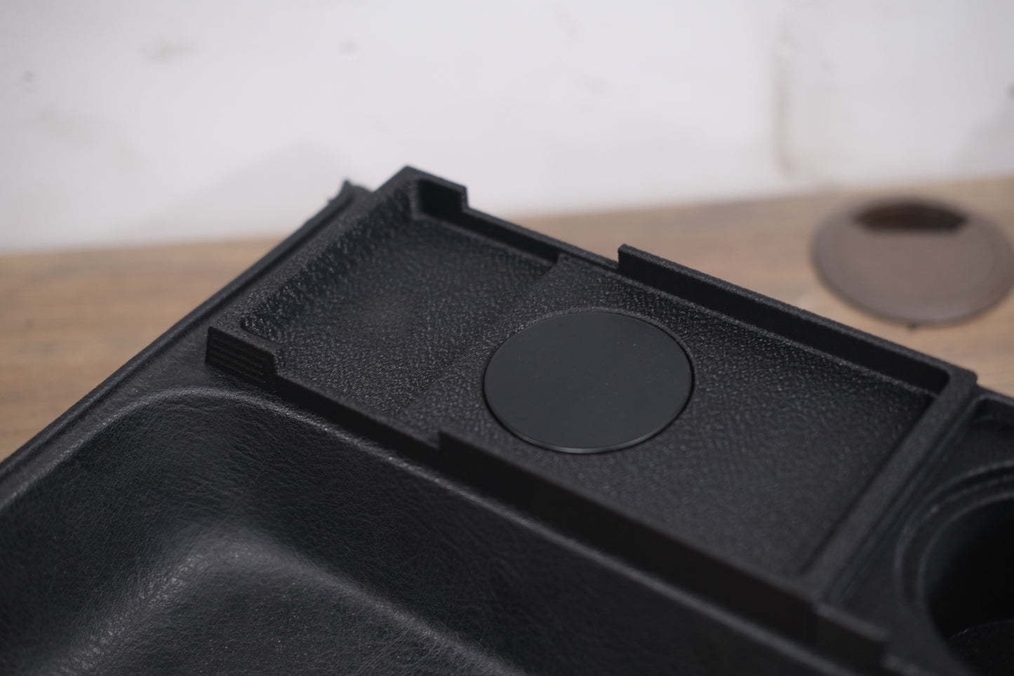 E36 centre console wireless charger  reverse layout