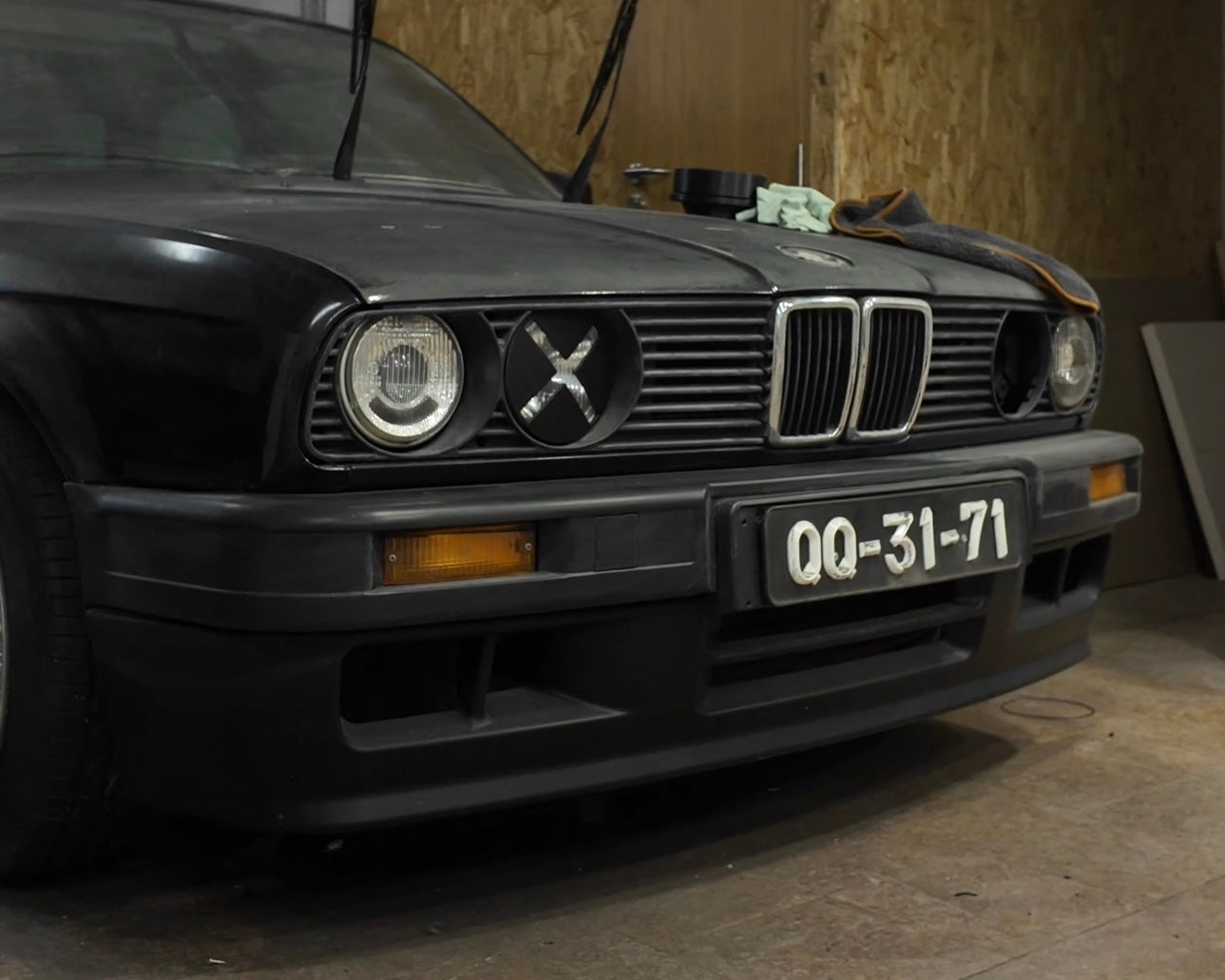E30 headlight covers